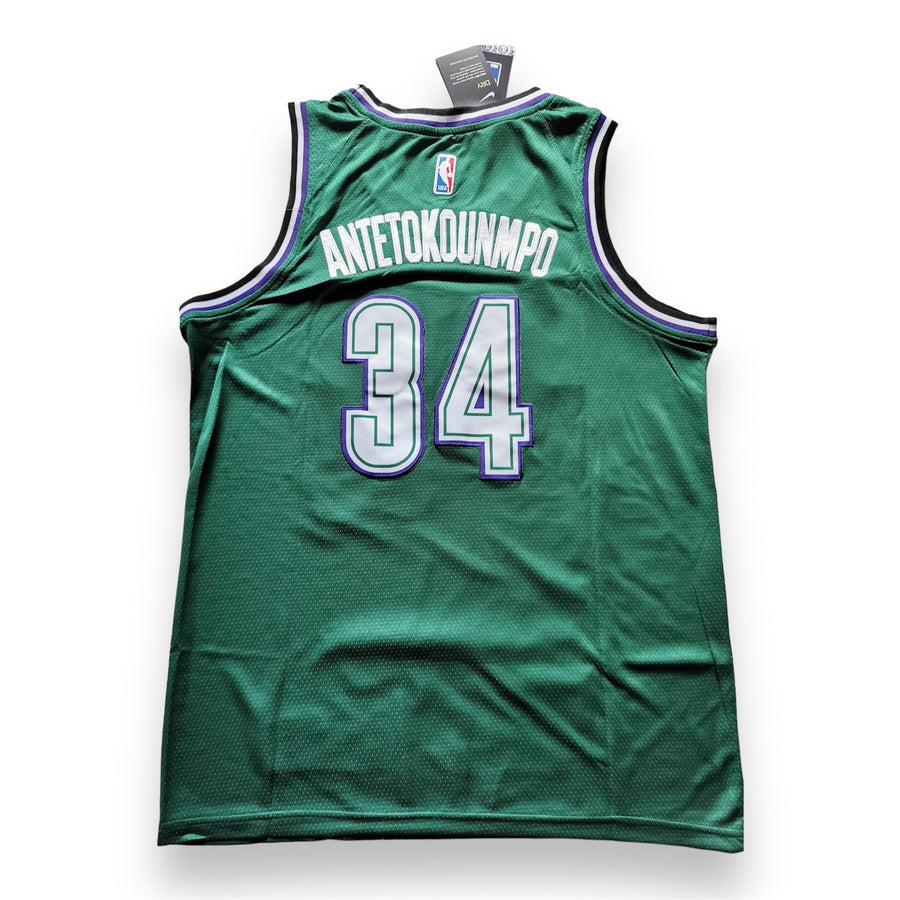 Milwaukee Bucks, Giannis Antetokounmpo, “Buck” Special