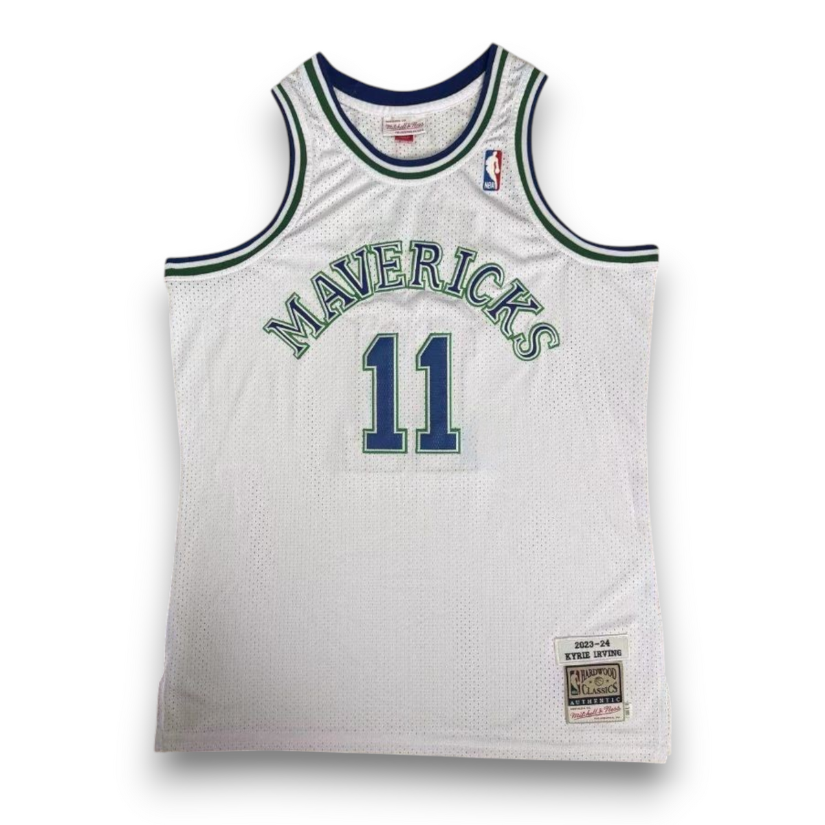 Dallas Mavericks, Kyrie Irving, 2023/24 White Hardwood Classics