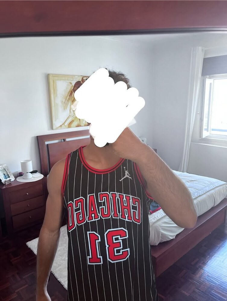 Customer wearing a Chicago basketball jersey